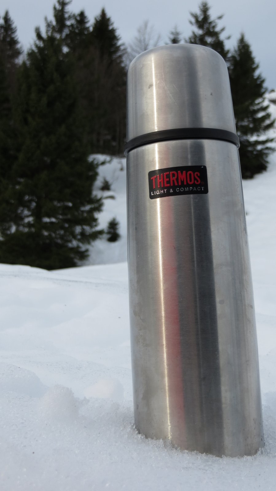 Thermos light & compact